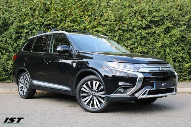 Mitsubishi Outlander 2.0 Exceed 5dr CVT Estate Petrol BLACK